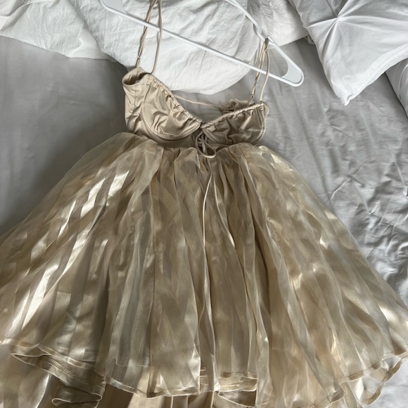 Mini dress - Picture 1 of 2